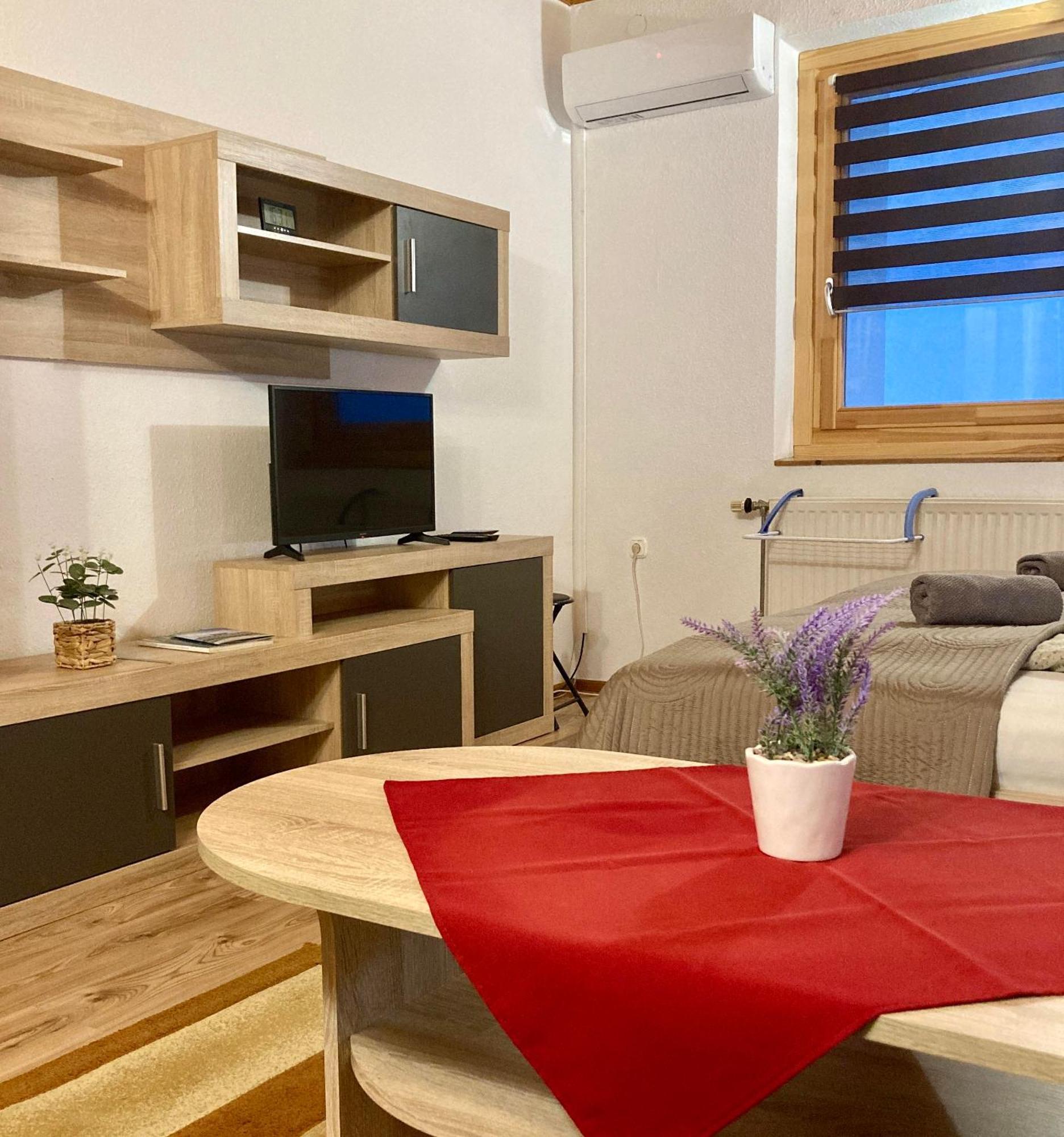 Gancz Apartman Sárvár Exteriör bild